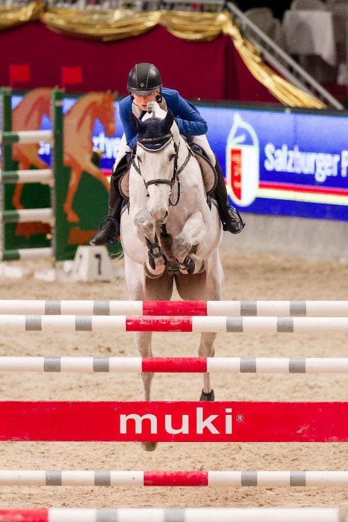 Auf dem Weg zum Sieg im SPS Big Amateur Tour Final: Ann-Kathrin Hergeth und Transpofix Contact me Girl. © Michael Graf