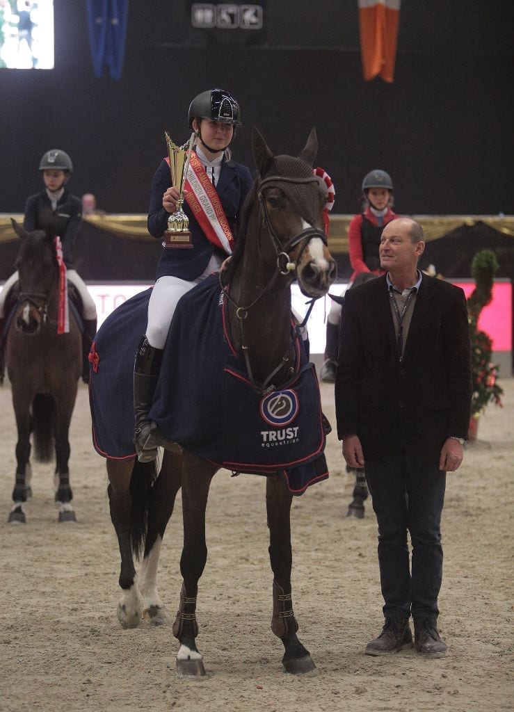 Ein super Wochenende hatte Anna Lani Novak (CZE), die mit Taveta den Amadeus Children Grand Prix gewann. © Fotoagentur Dill