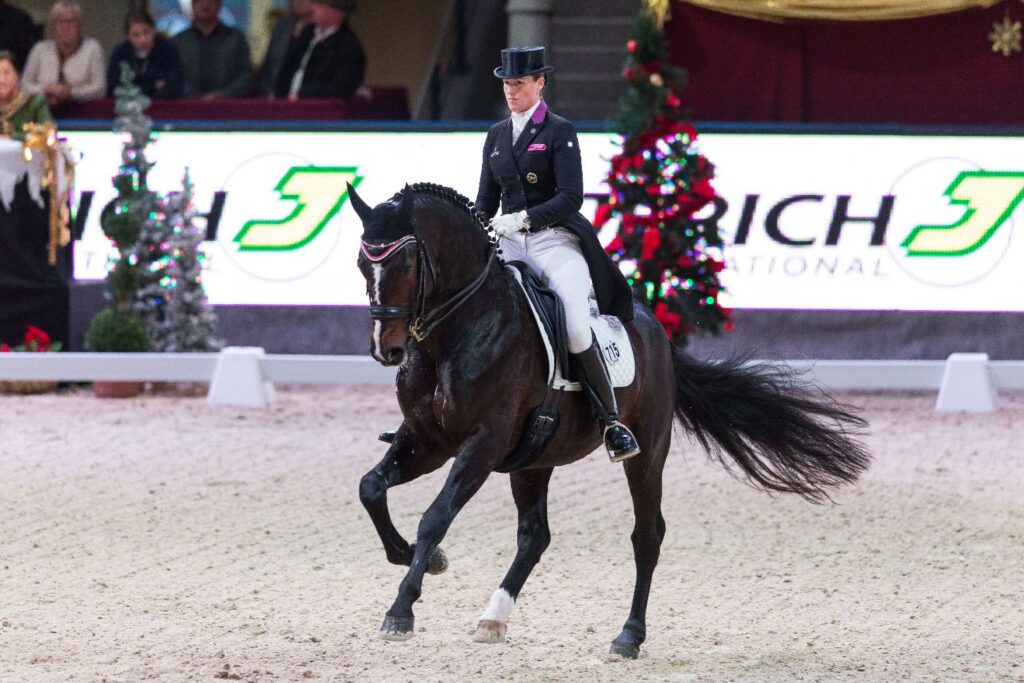 Der imposante Spirit of the Age OLD und Bernadette Brune (GER) holten den Sieg im CDI4* Jerich International Dressage Grand Prix. © Michael Graf