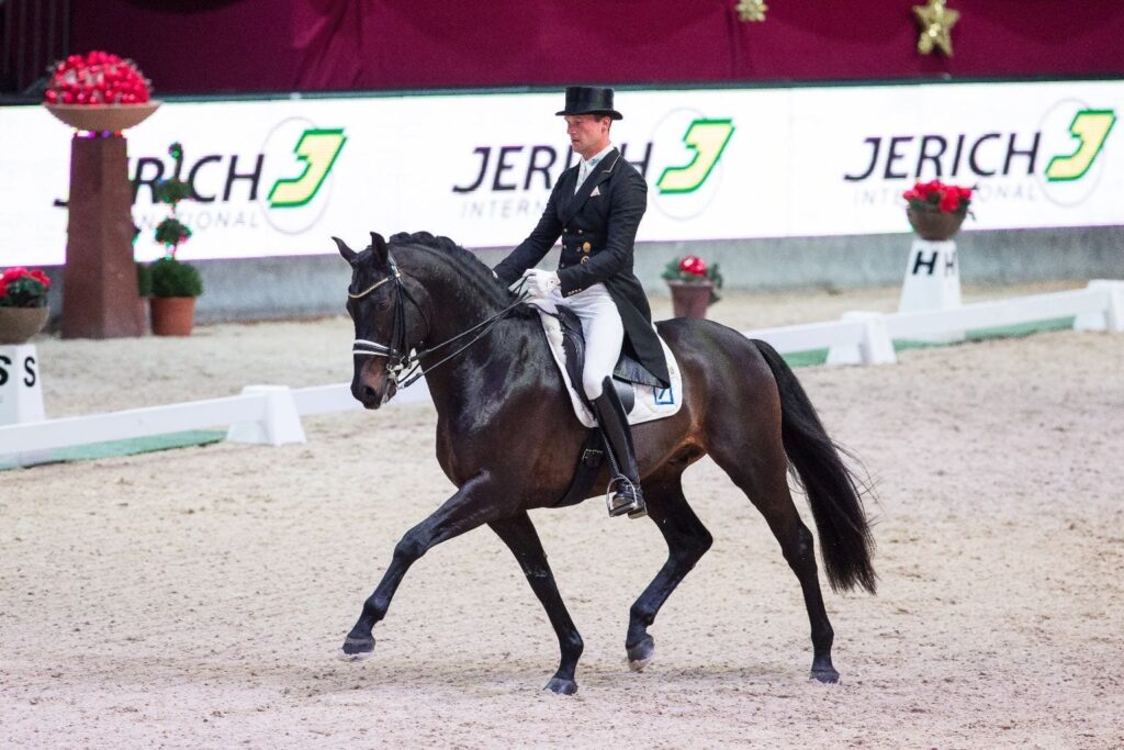 Mit Meggle's Boston ritt Hendrik Lochthowe (GER) im CDI4* Jerich International Dressage Grand Prix auf Rang zwei. © Michael Graf