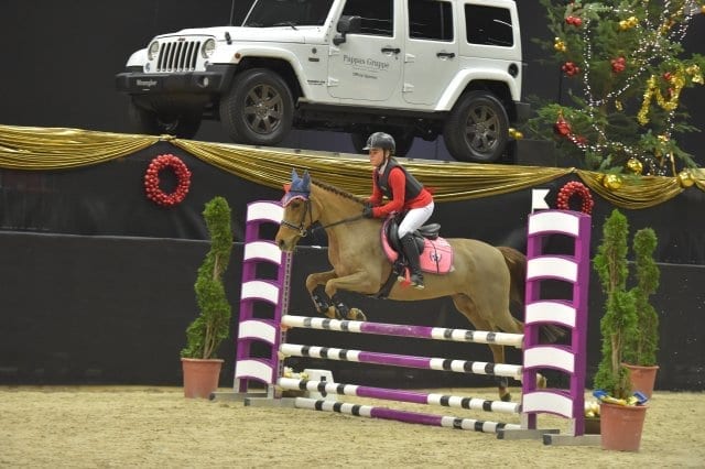 Betty und Adela Opatrna (CZE) wurden in der Amadeus Small Pony Tour Zweite. © Fotoagentur Dill