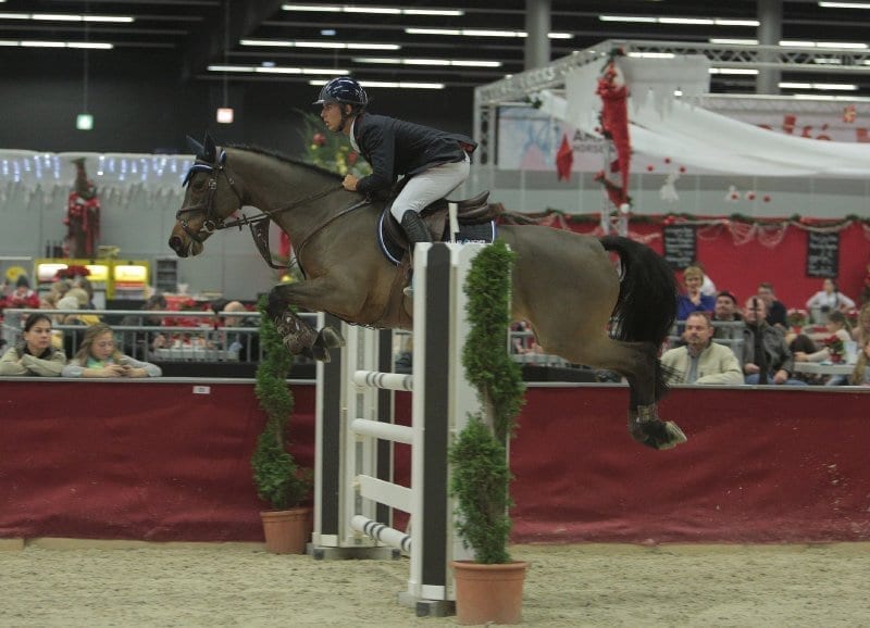 Christian Utz und Moris Casalla belehten Platz drei in der Junioren Tour Small bei der Mevisto Amadeus Horse Indoors 2016. © Fotoagentur Dill
