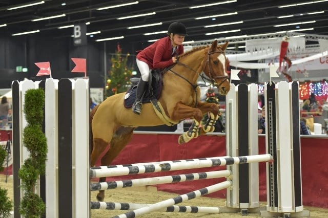 Sophie Zinsmeister (AUT/B) und Girlfriend wurden Zweite in der Orthovet Big Pony Tour. © Fotoagentur Dill