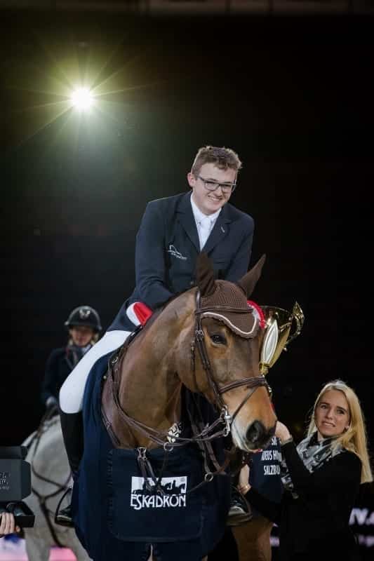 Max Haunhorst (GER) und Crueger starten mit einem souveränen Sieg in den EY-Cup vom Amadeus Horse Indoors 2017. © Michael Graf