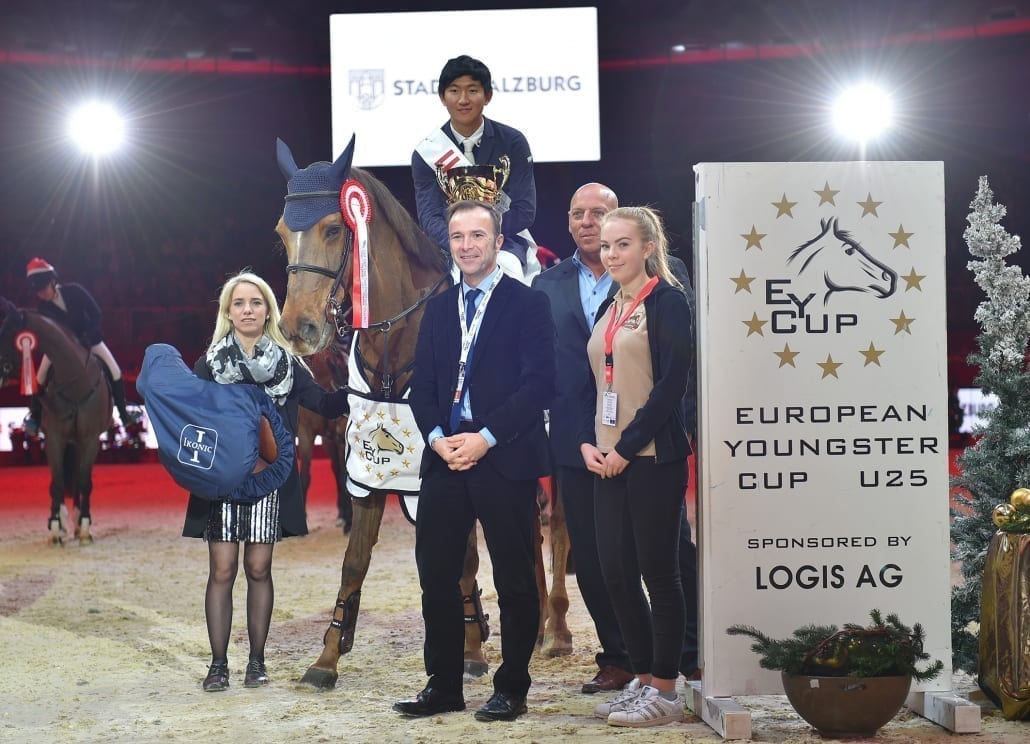 Manjun Kwon freut sich über seinen zweiten EY-Cup-Finalsieg. © Fotoagentur Dill
