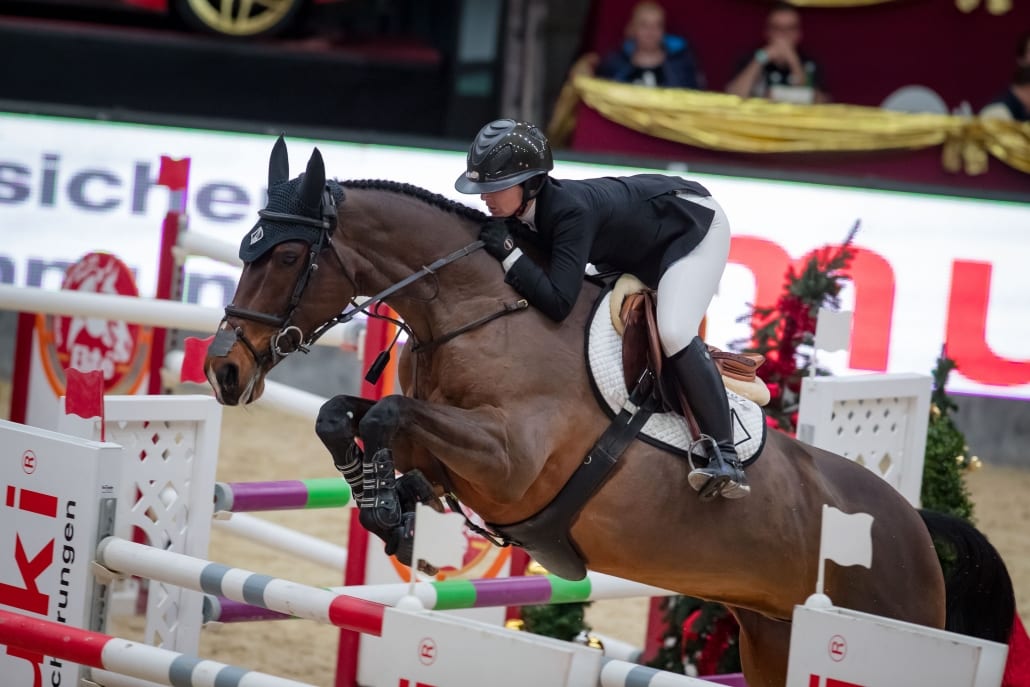 Emma Augier de Moussac (CZE) und Diva sprangen auf Platz drei im Sportland Salzburg Grand Prix presented by MUKI. © Michael Graf