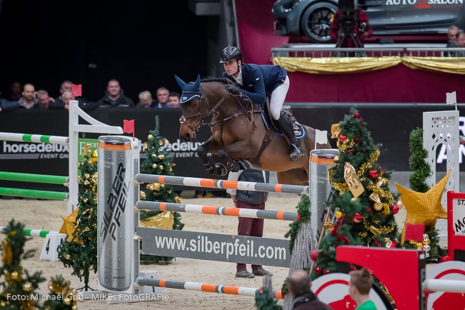 Platz 2 im Stall Römerhof Championat von Salzburg für Chalisco und Emil Hallundbaek (DEN). © Michael Graf