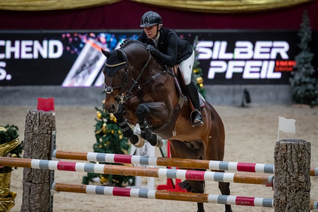 Julia Houtzager-Kayser (T) wurde Zehnte im Sportland Salzburg Grand Prix presented by MUKI. © Michael Graf