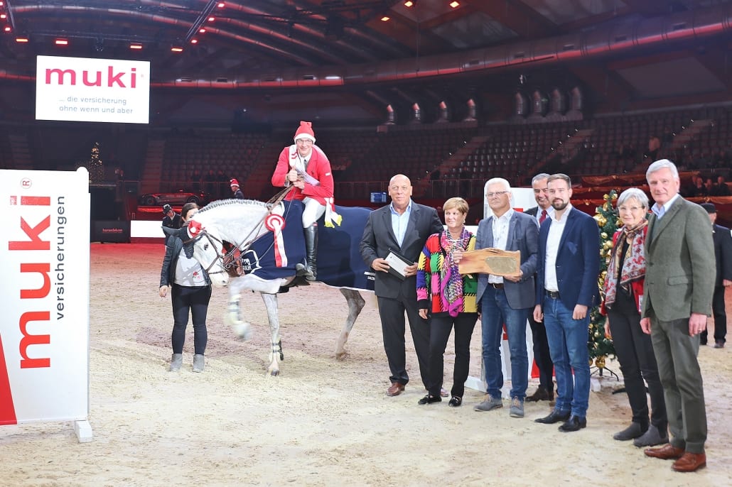 Die Siegerehrung vom Sportland Salzburg Grand Prix presented by MUKI. © salzburg-cityguide.at