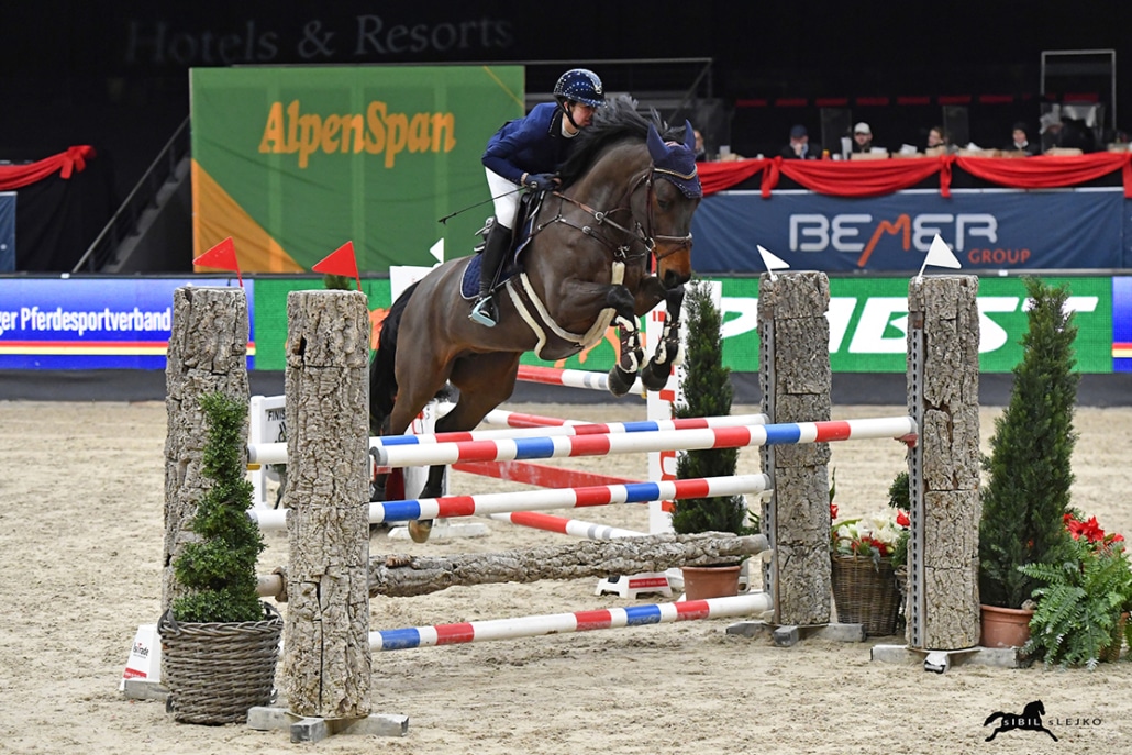 Platz 2 im SPS Medium Finale: Lisa-Marie Arvai (S) und Carna. © Sibil Slejko