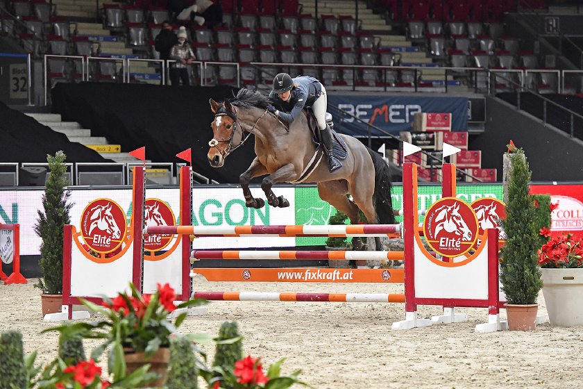 Emily Lang (GER) und Lesley gewinnen die Fixkraft Small Tour. © Sibil Slejko