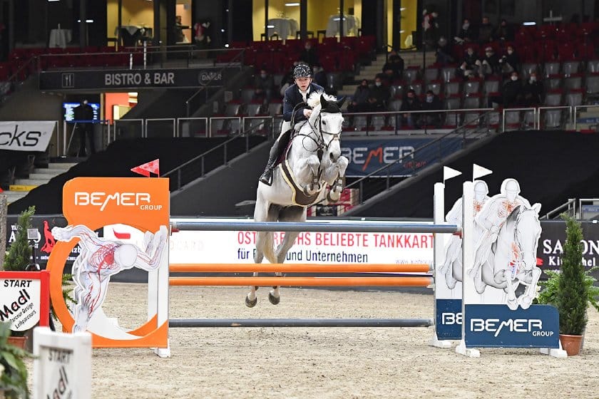 Bester Österreicher im EY Cup Opening von Salzburg: David Moser auf Chcolat Blanc. © Sibil Slejko