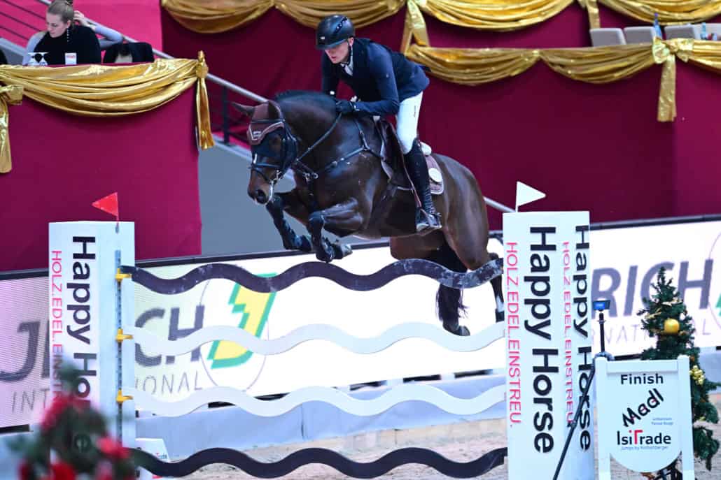 Platz 3 für Max Haunhorst (GER) und Jack v't Plutoniahof im EY-Cup um den Preis von Jerich Austria in der Salzburgarena. © Daniel Kaiser