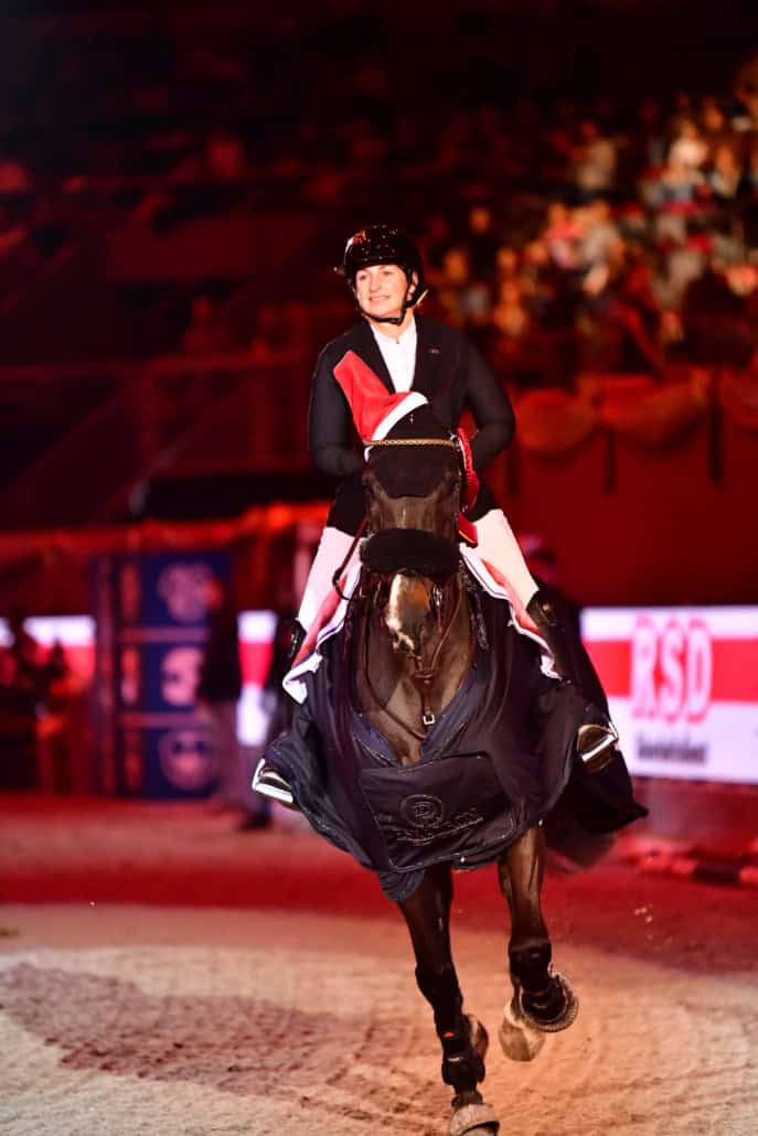 Charlotte Philippe und Cacharel de Amoranda Z gewinnen die CSI3* Trophy um den Preis von RSD. © Daniel Kaiser