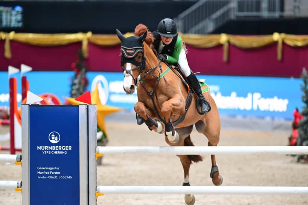 Jasmin Alexandra Pirker und AlpenSpan Shokata holen den Sieg in der Nürnberg Small Amateur Tour. © Daniel Kaiser